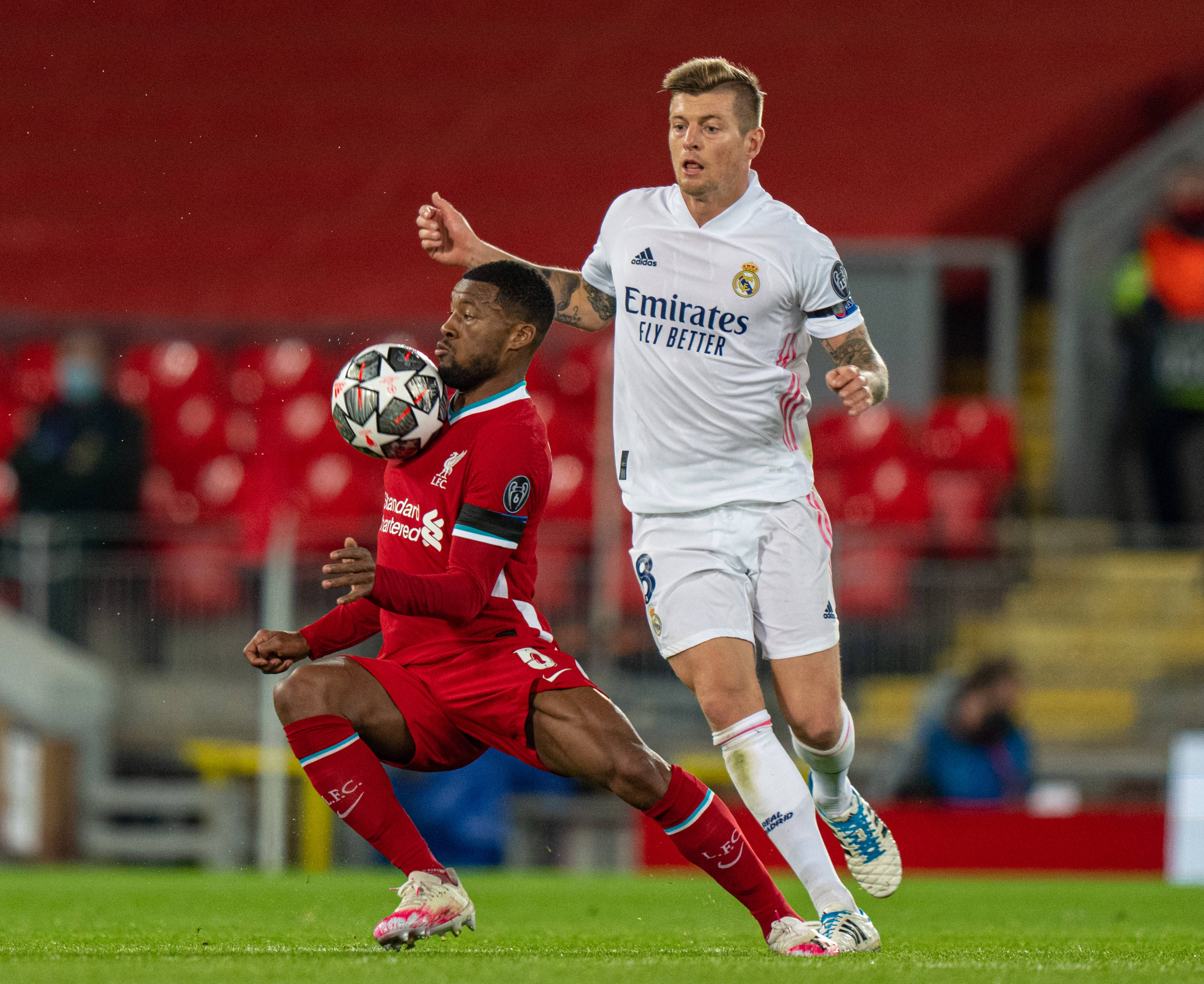 前意甲主帅：DV9是意甲最强前锋；尤文限制了洛卡特利的成长（前意甲教头：DV9堪称意甲最强中锋，尤文束缚了洛卡特利的成长）