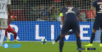 31岁的卡尔达拉自宣退役，曾效力于米兰、亚特兰大等队