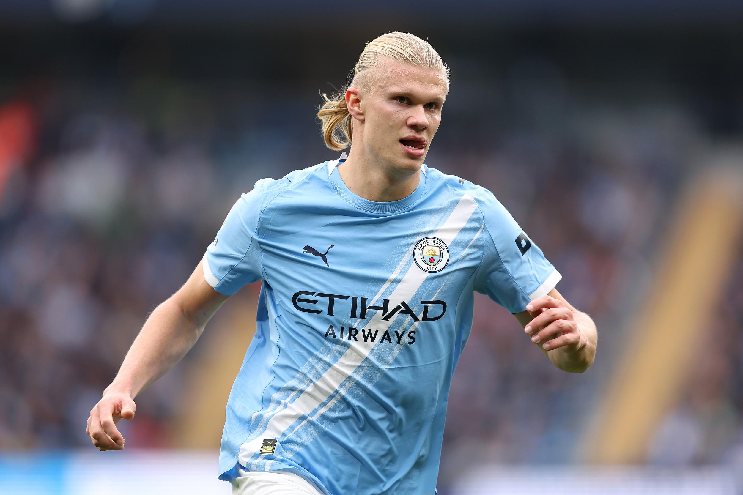 独行侠官方：后卫丹特·埃克萨姆成功接受右膝手术（独行侠官宣：后卫丹特·埃克萨姆右膝手术顺利完成）