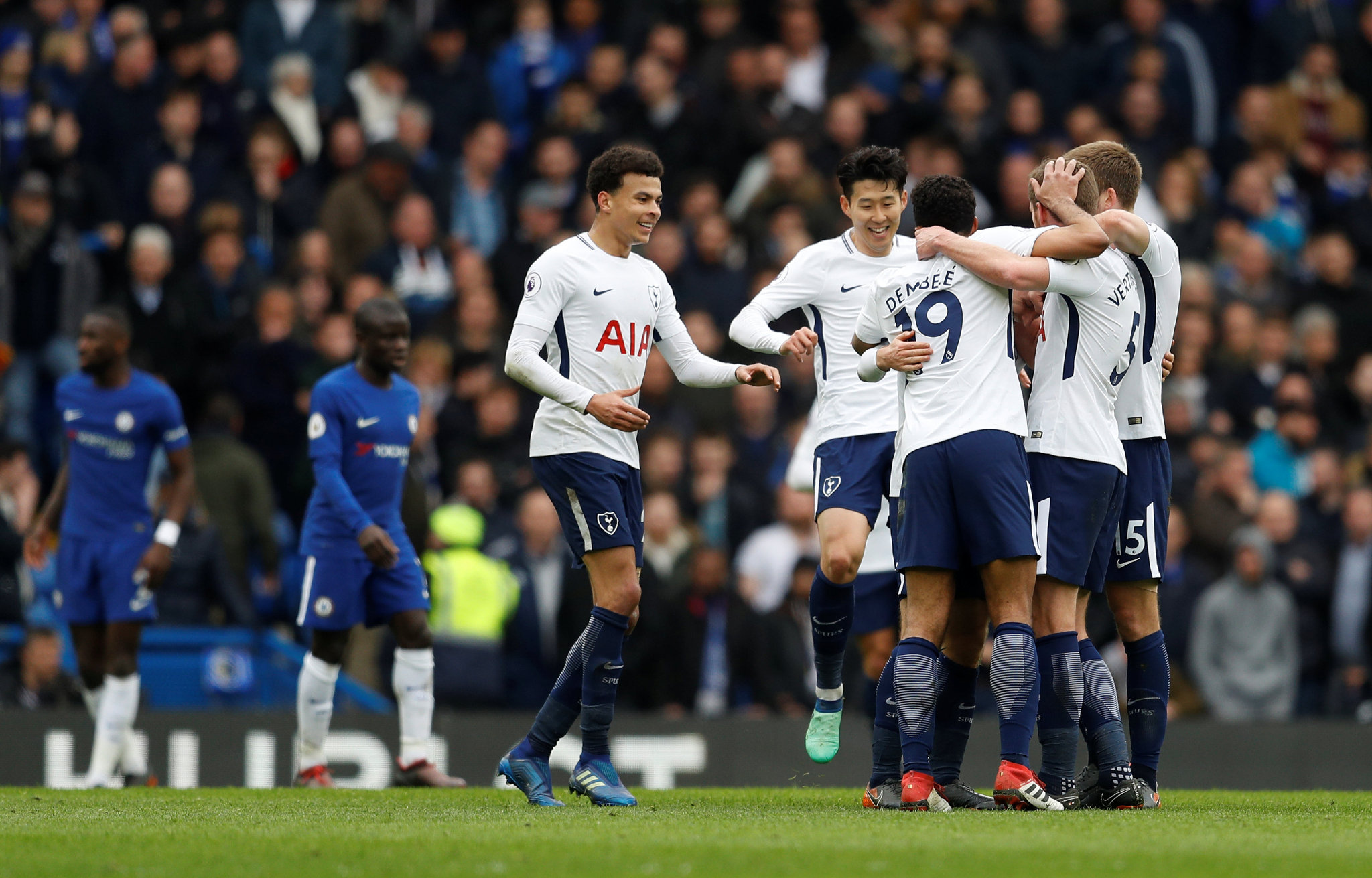 图片报：维拉有意奥蓬达，但他最近没向RB莱比锡提出离队请求（图片报：阿斯顿维拉有意奥蓬达，球员近期未向RB莱比锡提交离队申请）