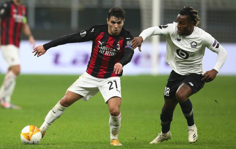 埃贝尔：拜仁已和卡尔续约至29年，他的盘带让我想起梅西（埃贝尔：卡尔与拜仁续约至2029年，他的过人让我想起梅西）