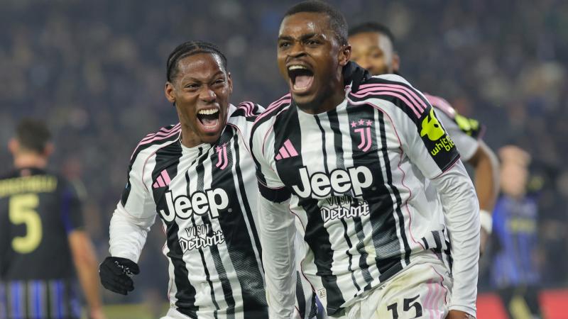 2025／26赛季英超：利物浦崩溃安菲尔德！上届冠军俯冲保级区（2025／26英超：安菲尔德失守，利物浦崩盘，上季冠军跌入保级区）