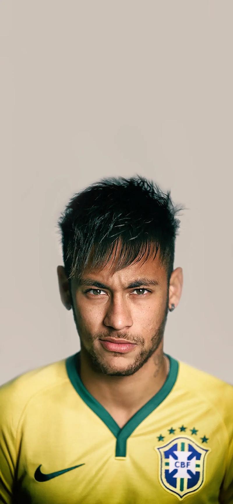 利物浦球迷婚礼登上英超节目，咪咕记录中国球迷故事（英超节目聚焦利物浦球迷婚礼，咪咕讲述中国球迷故事）