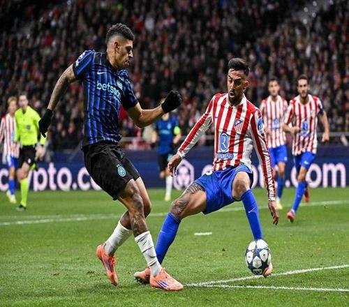 B席：在伯纳乌球场比赛并不容易，姆巴佩缺席对比赛影响不大（B席：伯纳乌作战向来艰难，姆巴佩缺阵影响有限）