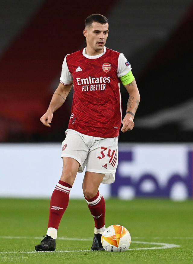 意甲前瞻：AC米兰12场不败有望冲击榜首，拉齐奥客场低迷（意甲前瞻：AC米兰12轮不败冲顶在望，拉齐奥客战乏力）