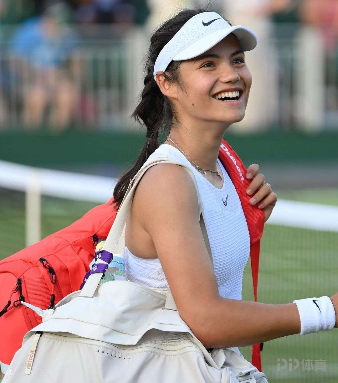 帮助球员在 帮助球员在